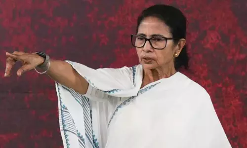 15 ദിവസത്തിനകം തിരിച്ചെത്തണം, ഇല്ലെങ്കിൽ വാതിൽ അടയും; വിമതർക്കും കൂറുമാറിയ നേതാക്കൾക്കും മമതയുടെ അന്ത്യശാസനം