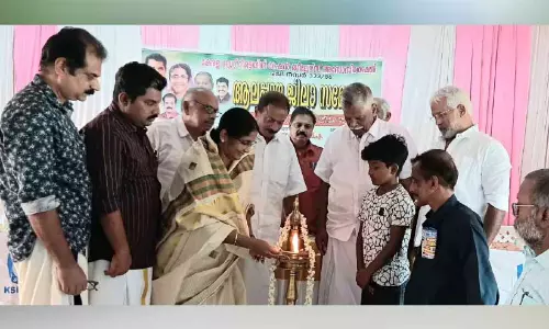 ഗ്യാസ് സബ്സിഡി മാതൃക റേഷൻ രംഗത്ത്: എതിർക്കുമെന്ന് ഡെപ്യൂട്ടി സ്പീക്കർ ഗ്യാസ് സബ്സിഡി മാതൃക റേഷൻ രംഗത്ത്: എതിർക്കുമെന്ന് ഡെപ്യൂട്ടി സ്പീക്കർ