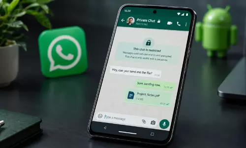സ്വകാര്യ ചാറ്റുകൾക്ക് ഇനി കൂടുതൽ സുരക്ഷ; ‘റെസ്ട്രിക്റ്റഡ് ചാറ്റ്’ ഫീച്ചർ അവതരിപ്പിച്ച് വാട്സ്ആപ്പ്