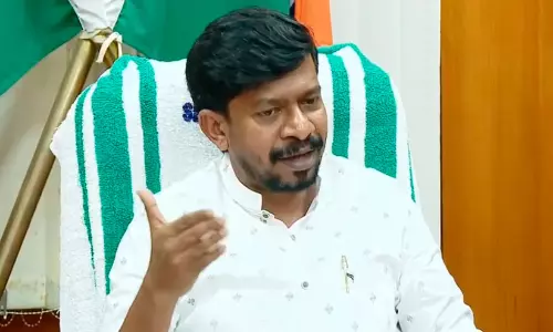 നിർമാണ പ്രവർത്തനങ്ങളിൽ വലിയ വീഴ്ചയുണ്ടായി, മറച്ചുവെക്കാനാവില്ല, ഉദ്യോ​ഗസ്ഥർ വിവരമറിയിച്ചില്ലെന്നും മന്ത്രി ഒ.ജെ. ജനീഷ്
