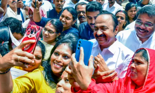 മത്സ്യത്തൊഴിലാളികൾക്ക് പ്രത്യേക ഭവനനിർമാണ പദ്ധതി - മുഖ്യമന്ത്രി മത്സ്യത്തൊഴിലാളികൾക്ക് പ്രത്യേക ഭവനനിർമാണ പദ്ധതി - മുഖ്യമന്ത്രി