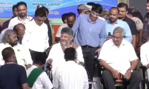 കല്യാണം കഴിപ്പിച്ച് തരണം; മുഖ്യമന്ത്രിക്ക് മുന്നിൽ പരാതിയുമായി കർഷക യുവാക്കൾ