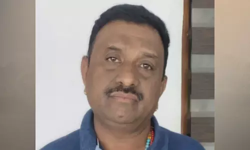 തടവുകാരന്റെ മോചനം ഉറപ്പുനൽകി ഭാര്യയെ ലൈംഗികമായി പീഡിപ്പിച്ചു; ജയിൽ ഡിഐജി അറസ്റ്റിൽ തടവുകാരന്റെ മോചനം ഉറപ്പുനൽകി ഭാര്യയെ ലൈംഗികമായി പീഡിപ്പിച്ചു; ജയിൽ ഡിഐജി അറസ്റ്റിൽ
