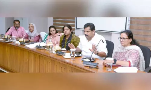 വടകര റവന്യൂ ടവർ നിർമാണം; നടപടികൾ വേഗത്തിലാക്കാൻ മന്ത്രിയുടെ നിർദേശം വടകര റവന്യൂ ടവർ നിർമാണം; നടപടികൾ വേഗത്തിലാക്കാൻ മന്ത്രിയുടെ നിർദേശം