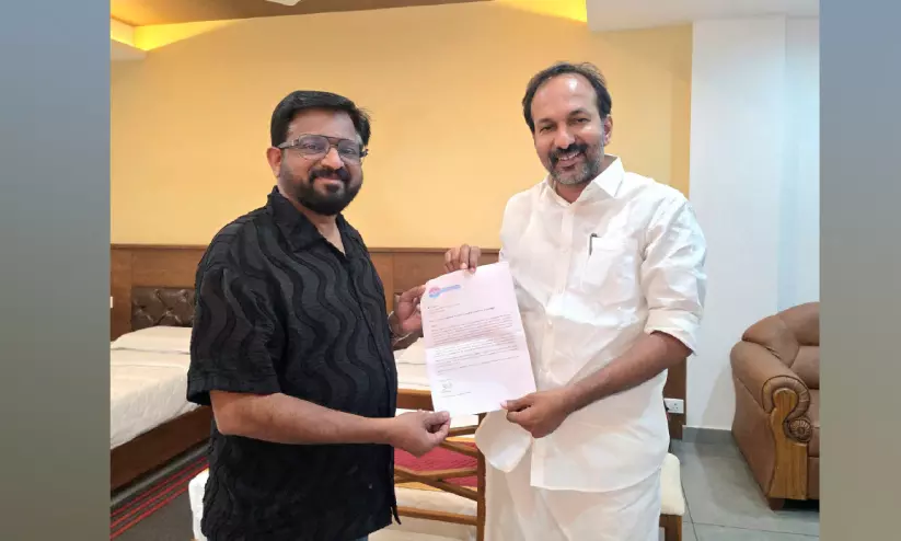 പ്രവാസി നാടകോത്സവം പുനഃസ്ഥാപിക്കണം: ഫ്യൂച്ചർ ഐ തിയറ്റർ നിവേദനം നൽകി പ്രവാസി നാടകോത്സവം പുനഃസ്ഥാപിക്കണം: ഫ്യൂച്ചർ ഐ തിയറ്റർ നിവേദനം നൽകി