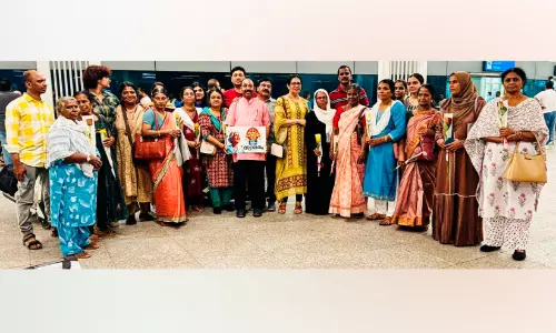 അവരെത്തി, ‘അമ്മയോണ’ത്തിന്​ അക്കാഫ് അസോസിയേഷന്‍റെ ‘മാതൃവന്ദനം‘ പരിപാടിക്കെത്തിയത്​ 28 അമ്മമാർ
