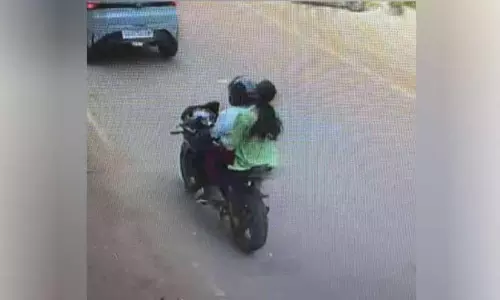 പ്രായമായവരുടെ കടകൾ ലക്ഷ്യം; നമ്പർ പ്ലേറ്റില്ലാത്ത ബൈക്കിലെത്തുന്ന മൂന്നംഗ കവർച്ചാസംഘത്തിനായി തിരച്ചിൽ ശക്തമാക്കി പൊലീസ്