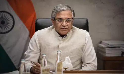 ഗ്യാനേഷിന്റെ സുരക്ഷ കടുപ്പിച്ചു; പരിപാടി റദ്ദാക്കൽ തുടരുന്നു ഗ്യാനേഷിന്റെ സുരക്ഷ കടുപ്പിച്ചു; പരിപാടി റദ്ദാക്കൽ തുടരുന്നു