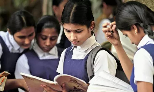 ഇന്ത്യയിലെ ഗ്രാമീണ മേഖലകളിൽ ഹയർ സെക്കൻഡറി വിദ്യാഭ്യാസം നേടുന്ന പെൺകുട്ടികൾ വളരെ കുറവ്; ആശങ്ക രേഖപ്പെടുത്തി യുനെസ്കോ