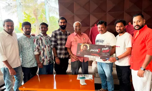 ലാൽ കെയേഴ്‌സ് ബഹ്‌റൈൻ ജയിലർ 2 ഫാൻസ്‌ ഷോ ടിക്കറ്റ് ഗോകുലം ഗോപാലന് കൈമാറി
