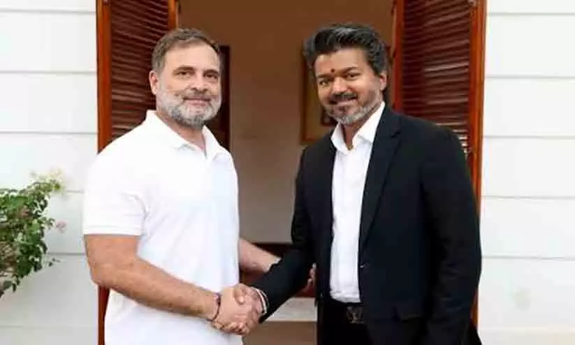 രാജ്യത്ത് പ്രക്ഷോഭം പടരുന്നതിനിടെ ചെന്നൈയിൽ വിജയ്-രാഹുൽ ഗാന്ധി കൂടിക്കാഴ്ച രാജ്യത്ത് പ്രക്ഷോഭം പടരുന്നതിനിടെ ചെന്നൈയിൽ വിജയ്-രാഹുൽ ഗാന്ധി കൂടിക്കാഴ്ച