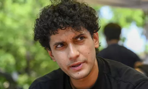 നൂറുകണക്കിന് കോളുകളും മെസ്സേജുകളും; ഡൽഹി പൊലീസ് ഫോൺ നമ്പർ ചോർത്തിയെന്ന് സി.ജെ.പി നേതാവ് നൂറുകണക്കിന് കോളുകളും മെസ്സേജുകളും; ഡൽഹി പൊലീസ് ഫോൺ നമ്പർ ചോർത്തിയെന്ന് സി.ജെ.പി നേതാവ്