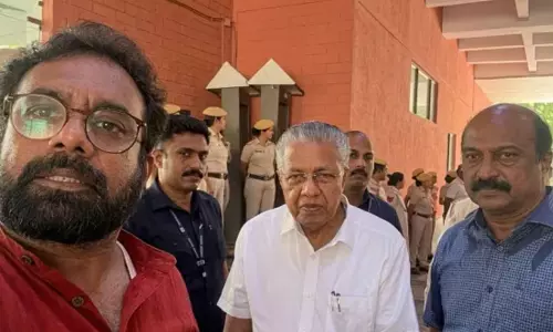 ‘പിണറായി വിജയനെ കസ്റ്റഡിയിലെടുത്തത് ആശങ്കയുണ്ടാക്കുന്നു, ഉടൻ മോചിപ്പിക്കണം’; ഇടപെട്ട് മുഖ്യമന്ത്രി വി.ഡി. സതീശൻ