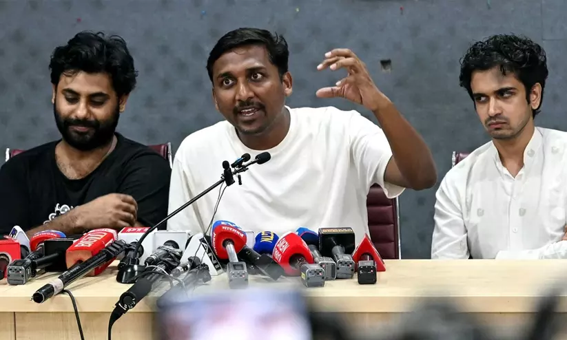 ഗ്യാനേഷ് കുമാർ രാജി വെക്കുന്നത് വരെ പിന്നോട്ടില്ല; എല്ലാ ദിവസവും ജന്തർ മന്തറിലേക്ക് മാർച്ചെന്ന് സി.ജെ.പി ഗ്യാനേഷ് കുമാർ രാജി വെക്കുന്നത് വരെ പിന്നോട്ടില്ല; എല്ലാ ദിവസവും ജന്തർ മന്തറിലേക്ക് മാർച്ചെന്ന് സി.ജെ.പി