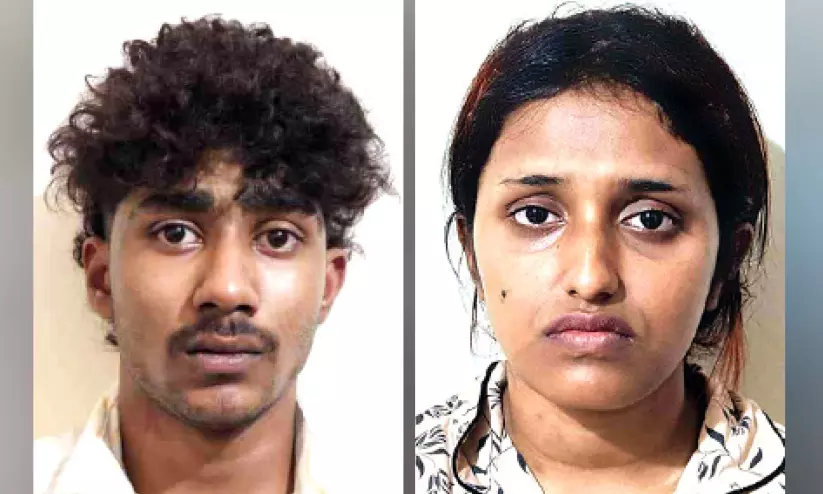 എം.ഡി.എം.എയുമായി നഴ്സിങ് വിദ്യാർഥിനിയടക്കം രണ്ടുപേർ പിടിയിൽ എം.ഡി.എം.എയുമായി നഴ്സിങ് വിദ്യാർഥിനിയടക്കം രണ്ടുപേർ പിടിയിൽ