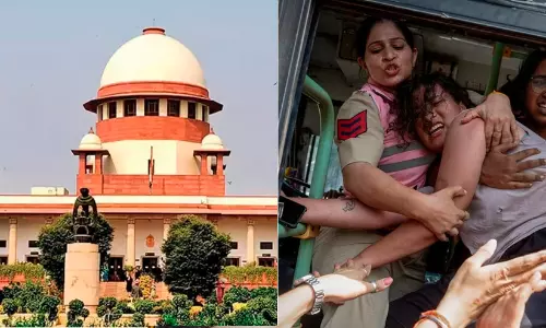 മെട്രോ സാധാരണ നിലയിൽ പ്രവർത്തിക്കണം, ഇന്റർനെറ്റ് നിരോധിക്കരുത്; ഡൽഹി പൊലീസിന് സുപ്രീം കോടതിയുടെ കർശന നിർദേശം