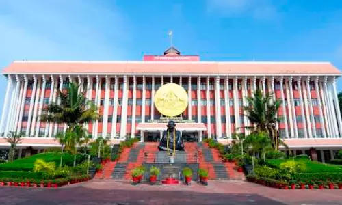 സ്പോൺസേർഡ് യാത്ര മുതൽ മാസപ്പടി വരെ; വിവാദച്ചൂടിൽ നിയമസഭ സമ്മേളനത്തിന് ഇന്ന് തുടക്കം