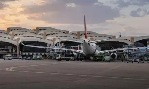 റിയാദ് വിമാനത്താവള ആക്രമണം: ഒരു ഇന്ത്യക്കാരൻ മരിച്ചു, ഭാര്യയും മക്കളും ചികിത്സയിൽ