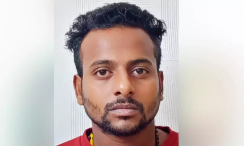 ഓപറേഷൻ തൂഫാൻ; പരിശോധന ശക്തമാക്കി കൊച്ചി സിറ്റി പൊലീസ് ഓപറേഷൻ തൂഫാൻ; പരിശോധന ശക്തമാക്കി കൊച്ചി സിറ്റി പൊലീസ്