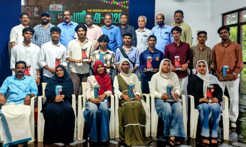 കേളി കുടുംബവേദി ‘പ്രതീക്ഷ’ പുരസ്കാരം വിതരണം ചെയ്തു