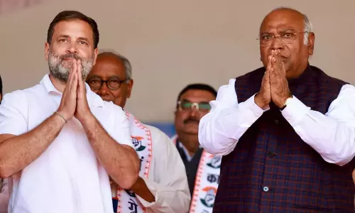 ‘ജനാധിപത്യത്തിനായി, നീതിക്കായി...’; സുപ്രീംകോടതി മാർച്ചുമായി ഇൻഡ്യ സഖ്യം മുന്നോട്ട്, രാഹുൽ മാധ്യമങ്ങളെ കാണുന്നു