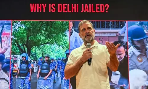 ‘ഡൽഹിയെ ജയിലാക്കി മാറ്റി, ഗുണ്ടകളെ ഉപയോഗിച്ച് തല്ലിച്ചതക്കുന്നു...’; ഗ്യാനേഷ് രാജിവെക്കുന്നതുവരെ പ്രതിഷേധം തുടരുമെന്ന് രാഹുൽ ഗാന്ധി