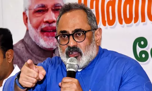 അമിത് ഷാക്കും ഉപരാഷ്ട്രപതിക്കുമെതിരെ പ്രതിഷേധം; കേന്ദ്ര, സംസ്ഥാന ബന്ധം വഷളാക്കുമെന്ന് രാജീവ് ചന്ദ്രശേഖർ