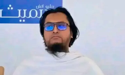 റിയാദ് വിമാനത്താവള ആക്രമണം: മരിച്ചവരിൽ ബംഗ്ലാദേശിലെ മതപണ്ഡിതനും റിയാദ് വിമാനത്താവള ആക്രമണം: മരിച്ചവരിൽ ബംഗ്ലാദേശിലെ മതപണ്ഡിതനും