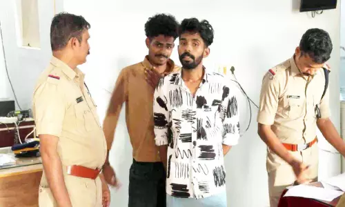 കക്കൂസ് മാലിന്യം ദേശീയ പാതയിൽ തള്ളിയ സംഭവം: രണ്ടുപേർ അറസ്റ്റിൽ