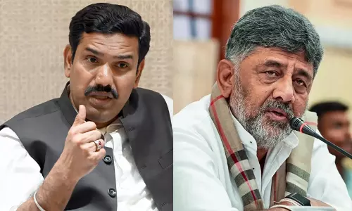 നാളെ തെരഞ്ഞെടുപ്പ് നടന്നാൽ 25 കോൺഗ്രസ് എംഎൽഎമാർ ബിജെപിയിലേക്ക് വരുമെന്ന് വിജയേന്ദ്ര; എങ്കിൽ ഇപ്പോൾ തന്നെ എടുത്തോളൂ എന്ന് ഡി കെ ശിവകുമാർ