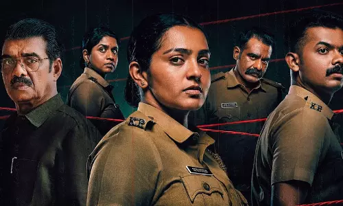 തിയറ്ററിൽ വൻ വിജയം, ഒടിടിയിൽ ട്രോളുകൾ; പ്രഥമ ദൃഷ്ട്യാ കുറ്റക്കാർ വിമർശനങ്ങൾക്ക് മറുപടിയുമായി സംവിധായകൻ ഷഹാദ് നിലമ്പൂർ തിയറ്ററിൽ വൻ വിജയം, ഒടിടിയിൽ ട്രോളുകൾ; പ്രഥമ ദൃഷ്ട്യാ കുറ്റക്കാർ വിമർശനങ്ങൾക്ക് മറുപടിയുമായി സംവിധായകൻ ഷഹാദ് നിലമ്പൂർ