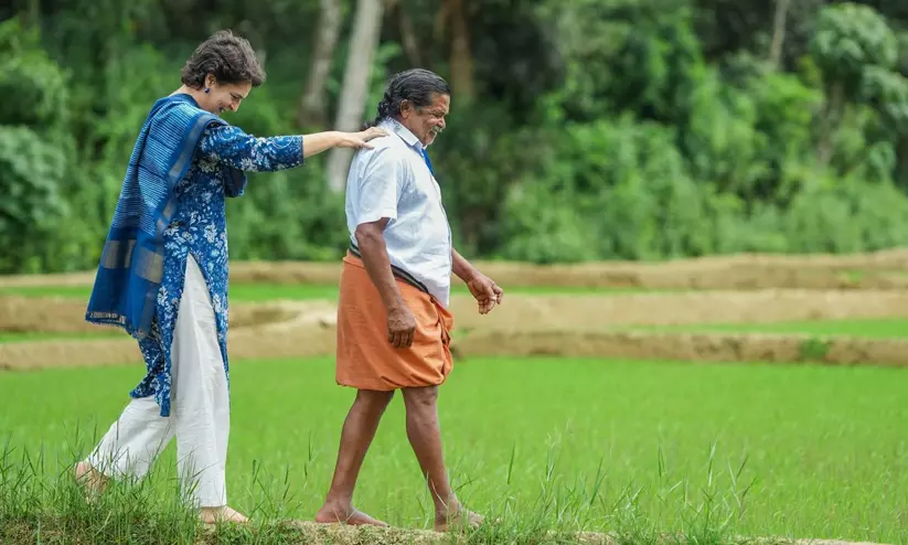 എന്റെ മലയാളി അച്ഛന് വിട; പത്മശ്രീ ചെറുവയൽ രാമന്റെ വിയോഗത്തിൽ അനുശോചിച്ച് പ്രിയങ്ക ഗാന്ധി എന്റെ മലയാളി അച്ഛന് വിട; പത്മശ്രീ ചെറുവയൽ രാമന്റെ വിയോഗത്തിൽ അനുശോചിച്ച് പ്രിയങ്ക ഗാന്ധി