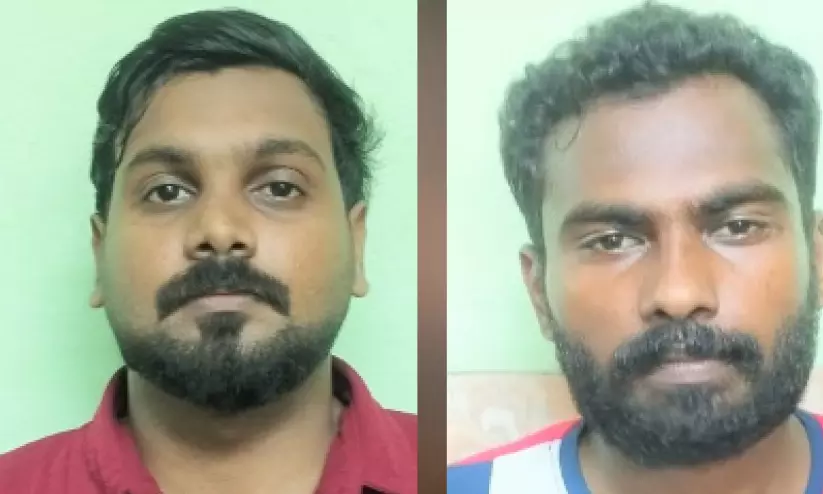 ഹണി ട്രാപ്പ്; യുവതികൾ ഉൾപ്പെടെ അഞ്ച് പ്രതികൾ പിടിയിൽ ഹണി ട്രാപ്പ്; യുവതികൾ ഉൾപ്പെടെ അഞ്ച് പ്രതികൾ പിടിയിൽ