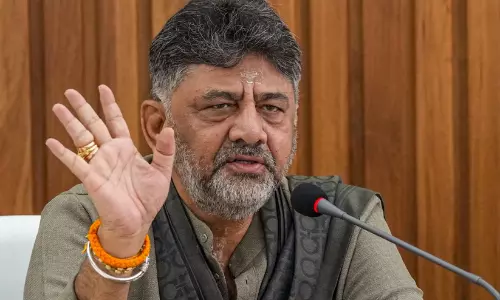 എ​സ്.​ഐ.​ആ​ർ വി​രു​ദ്ധ പ്ര​ക​ട​ന​ത്തി​ന് നേ​രെ പൊ​ലീ​സ് ന​ട​പ​ടി: മു​ഖ്യ​മ​ന്ത്രി ഡി.​കെ ശി​വ​കു​മാ​ർ വി​ശ​ദ റി​പ്പോ​ർ​ട്ട് തേ​ടി