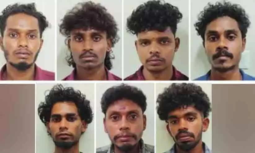 ‘ശരീരമാസകലം നിരവധി ക്ഷതങ്ങൾ, രക്തം വ്യാപിച്ചിറങ്ങിയതിന്റെ തെളിവുകൾ... ഈ കൊലപാതകം അവസാനത്തേതാകണം..’ പോസ്റ്റ്മോർട്ടം ചെയ്ത ഡോക്ടറുടെ കുറിപ്പ് ‘ശരീരമാസകലം നിരവധി ക്ഷതങ്ങൾ, രക്തം വ്യാപിച്ചിറങ്ങിയതിന്റെ തെളിവുകൾ... ഈ കൊലപാതകം അവസാനത്തേതാകണം..’ പോസ്റ്റ്മോർട്ടം ചെയ്ത ഡോക്ടറുടെ കുറിപ്പ്