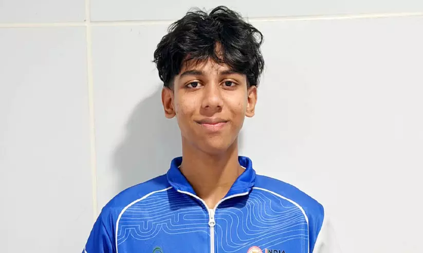 റോളർ ഹോക്കിയിൽ മലയോരത്തിന്റെ മാണിക്യമായി ക്രിസ്റ്റഫർ; ഇന്ത്യൻ ടീമിലെത്തുന്ന ആദ്യ മലയാളി റോളർ ഹോക്കിയിൽ മലയോരത്തിന്റെ മാണിക്യമായി ക്രിസ്റ്റഫർ; ഇന്ത്യൻ ടീമിലെത്തുന്ന ആദ്യ മലയാളി