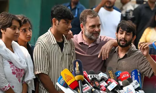 ഒരേ ലക്ഷ്യം; സമരമുഖത്ത് സി.ജെ.പിയെ കൂടെനിർത്താൻ രാഹുൽ ഗാന്ധി: ക്ഷണം പ്രശാന്ത് ഭൂഷൺ വഴി