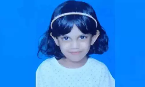 സഹോദരങ്ങളുടെ പിഞ്ചുമക്കൾ കുളത്തിൽ മുങ്ങിമരിച്ചു