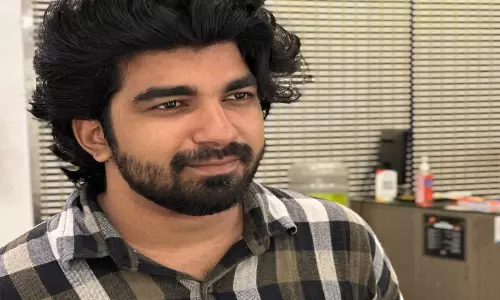 ആലപ്പുഴ ദേശീയപാതയിൽ ബസ് മറിഞ്ഞ് ബഹ്റൈൻ പ്രവാസി യുവാവ് മരിച്ചു ആലപ്പുഴ ദേശീയപാതയിൽ ബസ് മറിഞ്ഞ് ബഹ്റൈൻ പ്രവാസി യുവാവ് മരിച്ചു