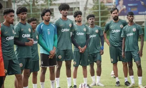 സൂപ്പർ ലീഗ് കേരള; കൊച്ചിയും കൊമ്പൻസും ഇന്നു നേർക്കുനേർ സൂപ്പർ ലീഗ് കേരള; കൊച്ചിയും കൊമ്പൻസും ഇന്നു നേർക്കുനേർ