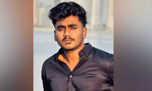 നവംബറിൽ വിവാഹം; നാട്ടിലേക്ക് മടങ്ങാനിരിക്കെ ഫുജൈറയിൽ കാർ ഇടിച്ച് 24കാരന് ദാരുണാന്ത്യം നവംബറിൽ വിവാഹം; നാട്ടിലേക്ക് മടങ്ങാനിരിക്കെ ഫുജൈറയിൽ കാർ ഇടിച്ച് 24കാരന് ദാരുണാന്ത്യം