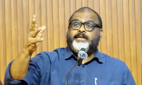 ശബരിമല സർവിസിന്​ 100 സ്വകാര്യ ബസുകളും; മന്ത്രി സി.പി. ജോൺ