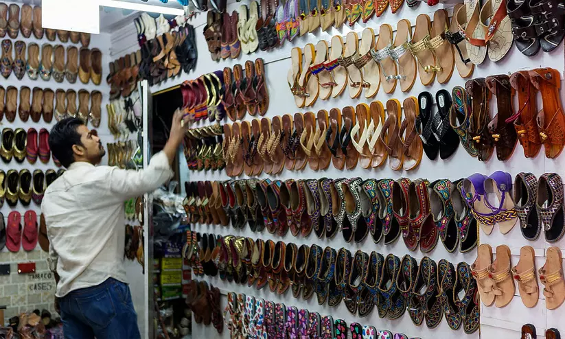 https://www.madhyamam.com/tags/slippers https://www.madhyamam.com/tags/slippers
