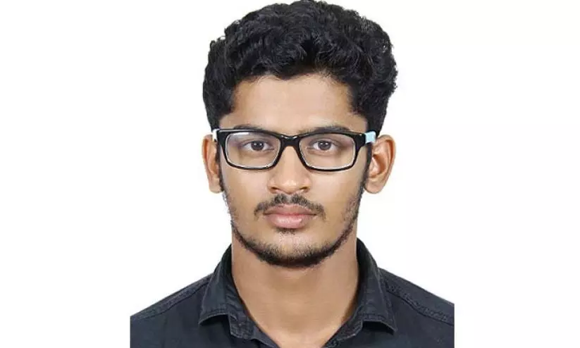ഷാര്ജയില് വാഹനാപകടത്തില് മലപ്പുറം സ്വദേശി മരിച്ചു ഷാര്ജയില് വാഹനാപകടത്തില് മലപ്പുറം സ്വദേശി മരിച്ചു