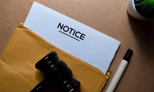 സഹപ്രവർത്തകരുടെ ഭാര്യമാരുമായി വിവാഹേതര ബന്ധമെന്ന് ആരോപണം; മേജർക്ക് സൈന്യത്തിന്റെ നോട്ടീസ് സഹപ്രവർത്തകരുടെ ഭാര്യമാരുമായി വിവാഹേതര ബന്ധമെന്ന് ആരോപണം; മേജർക്ക് സൈന്യത്തിന്റെ നോട്ടീസ്