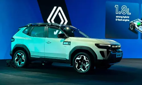 Renault Duster Strong Hybrid