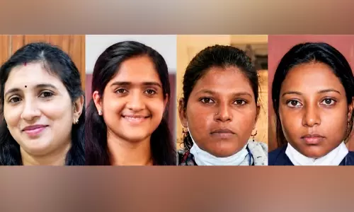 സൗദിയിൽ വാഹനാപകടത്തിൽ മരിച്ച നാല് നാഴ്സുമാരുടെ മൃതദേഹങ്ങൾ ഇന്നും നാളെയുമായി നാട്ടിലയക്കും സൗദിയിൽ വാഹനാപകടത്തിൽ മരിച്ച നാല് നാഴ്സുമാരുടെ മൃതദേഹങ്ങൾ ഇന്നും നാളെയുമായി നാട്ടിലയക്കും