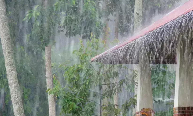 തുലാവർഷ വരവിൽ ആശ്വാസം; താപനിലയിൽ കുറവ് തുലാവർഷ വരവിൽ ആശ്വാസം; താപനിലയിൽ കുറവ്