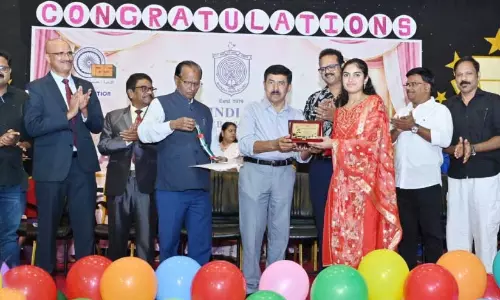 ഷാര്‍ജ ഇന്ത്യന്‍ അസോസിയേഷന്‍ വിദ്യാഭ്യാസ അവാർഡ്​ വിതരണം