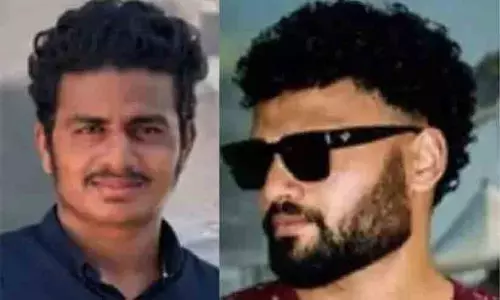 പിക്കപ്പ് വാൻ ഇടിച്ച് രണ്ട് ബൈക്ക് യാത്രികർ മരിച്ചു